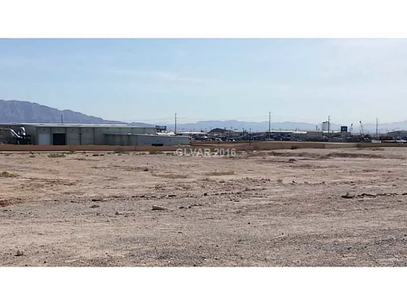 0 0 Englestad/Cheyenne, North Las Vegas, NV 89032
