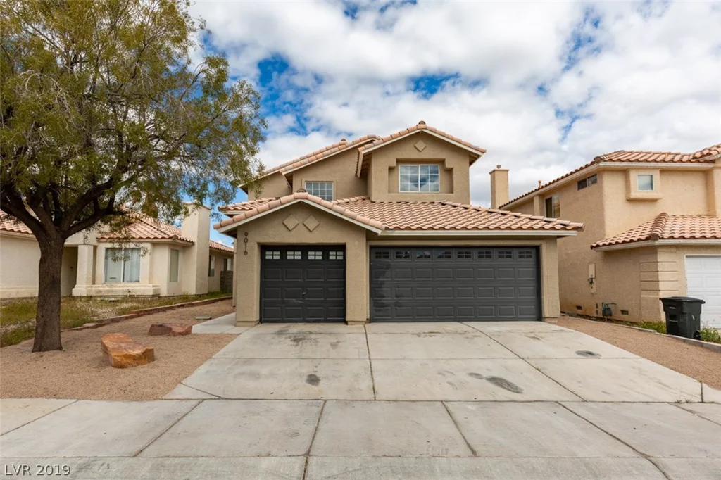 9016 BALLAD, Las Vegas, NV 89129