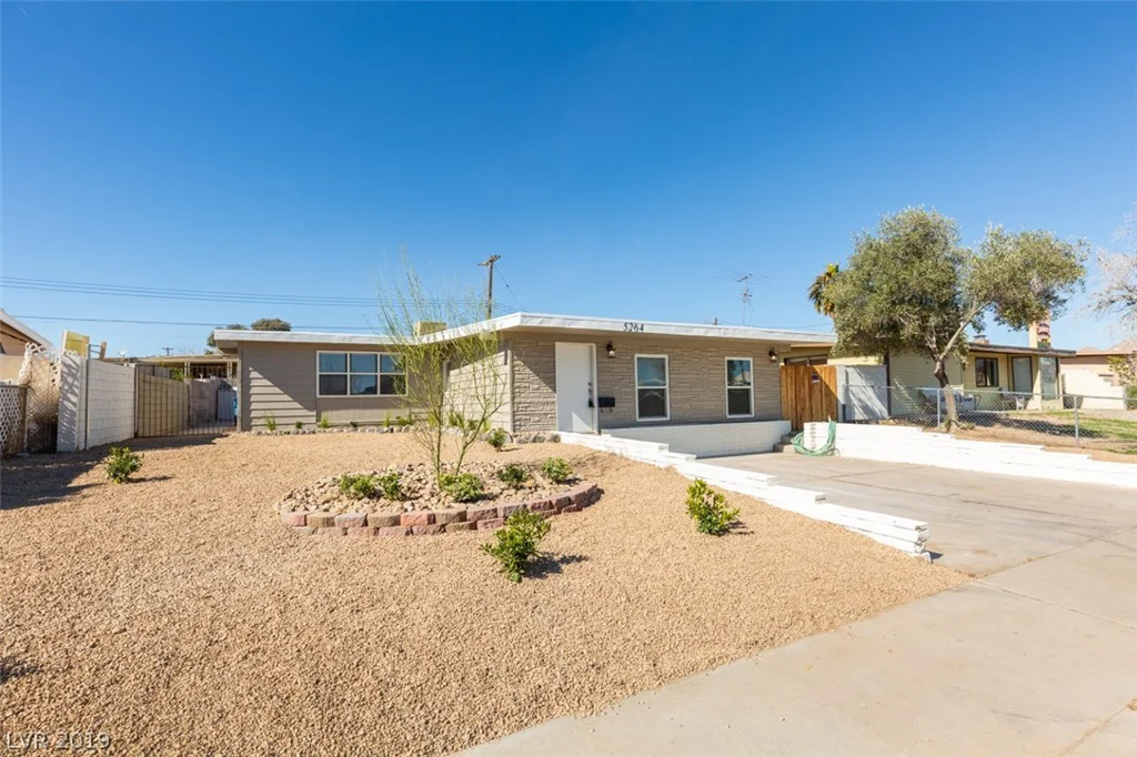 5264 BLANTON, Las Vegas, NV 89122
