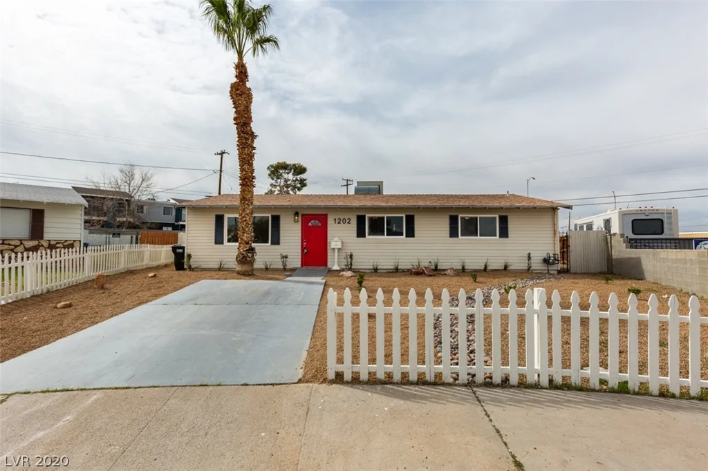 1202 TOLEDO, Henderson, NV 89015