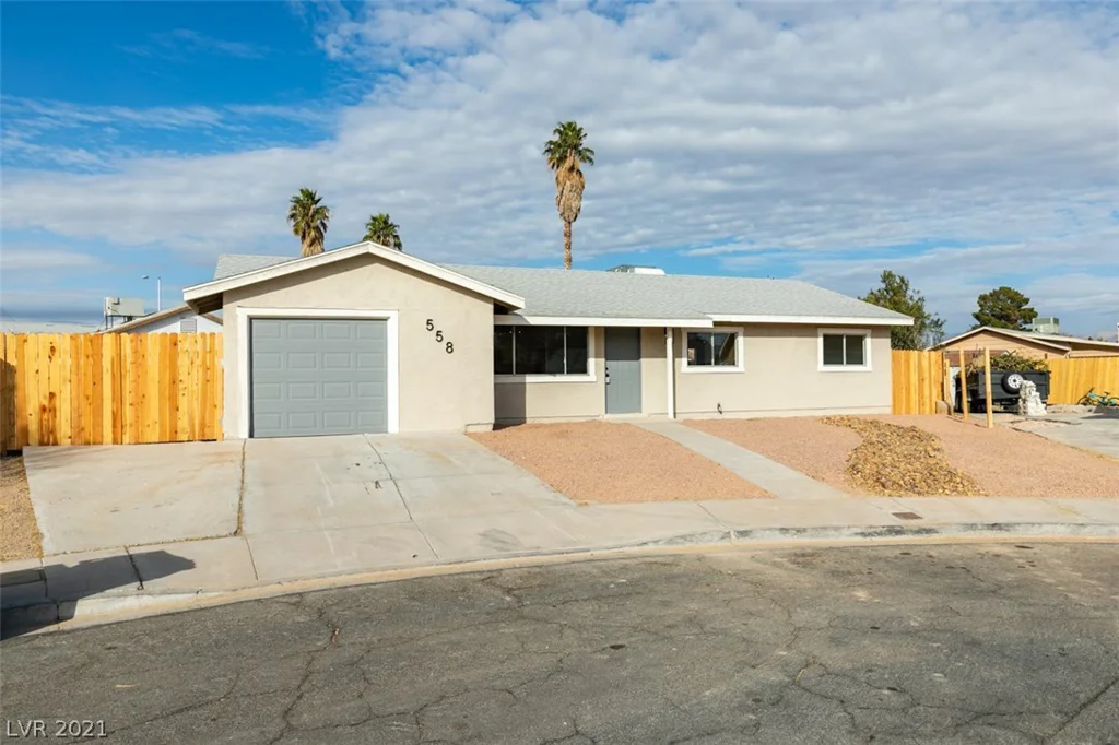 558 Diamond Head, Las Vegas, NV 89110