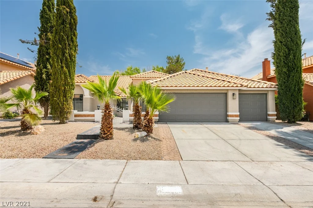 3140 Pelican Beach, Las Vegas, NV 89117