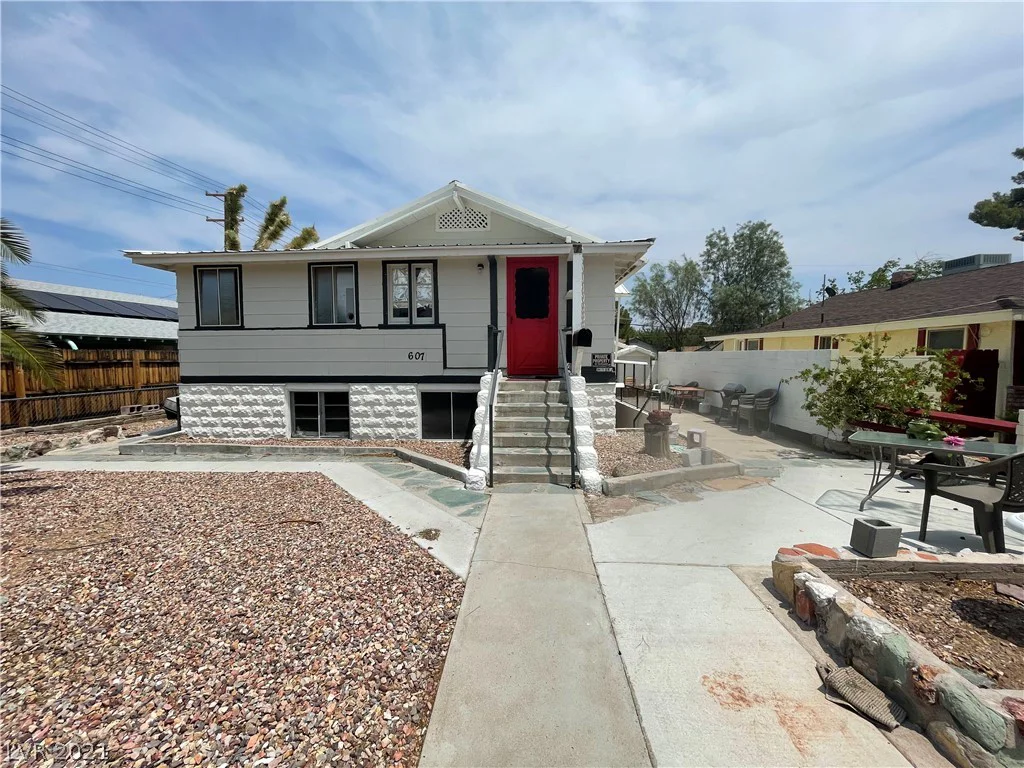 607 Avenue D, Boulder City, NV 89005