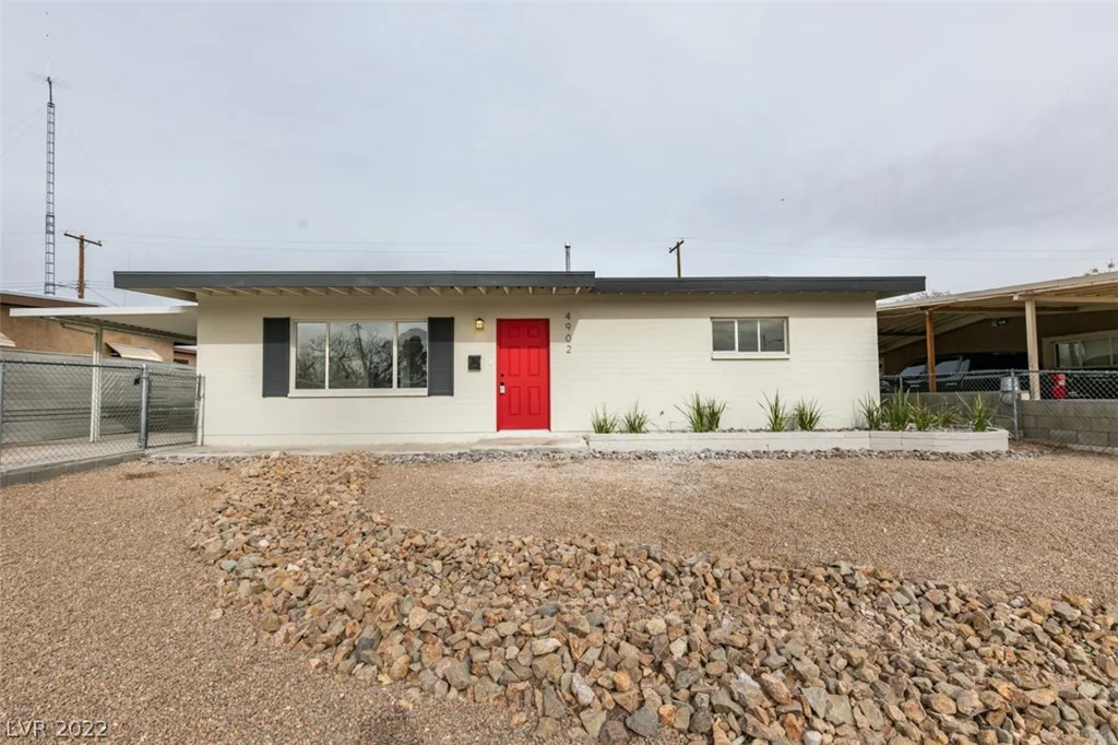 4902 Carmen, Las Vegas, NV 89108