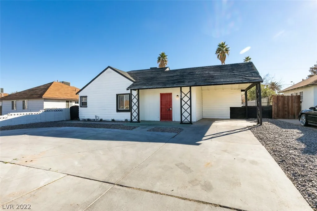 1036 Oakey, Las Vegas, NV 89104