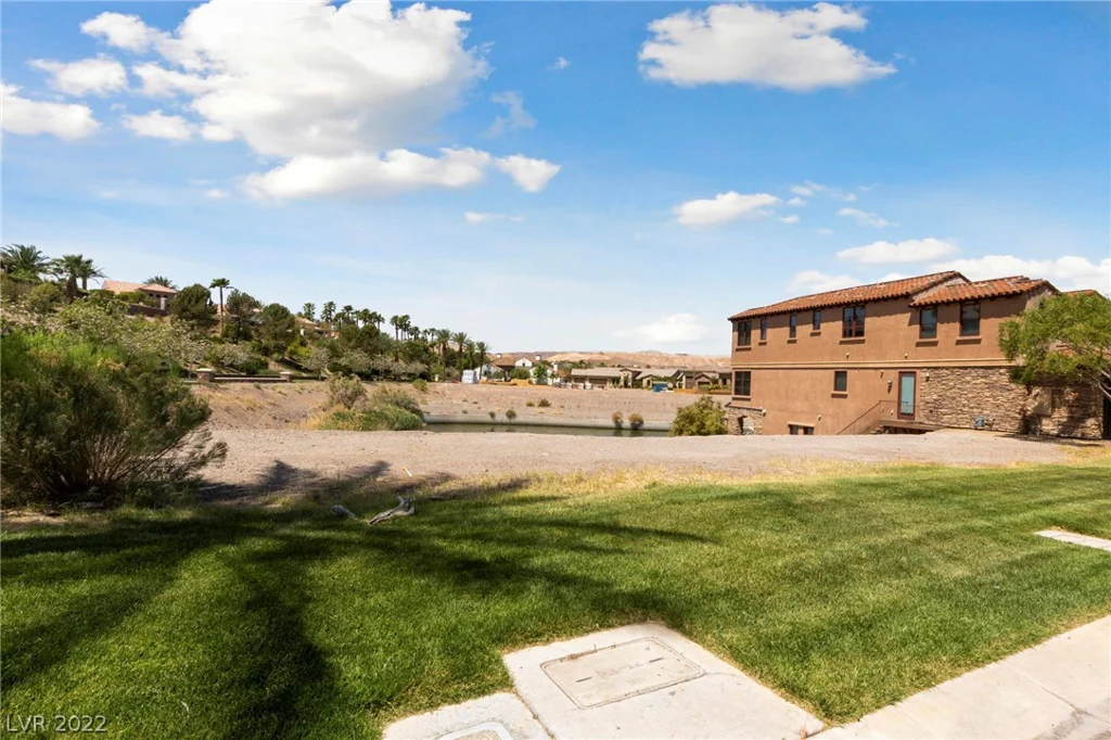 3 Via Del Garda, Henderson, NV 89011