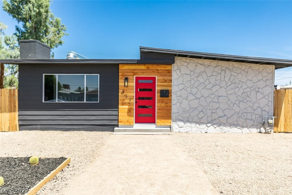 832 Hassell, Las Vegas, NV 89106