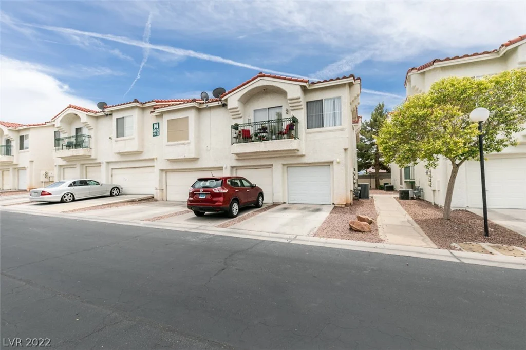 6201 Lake Mead, Las Vegas, NV 89156