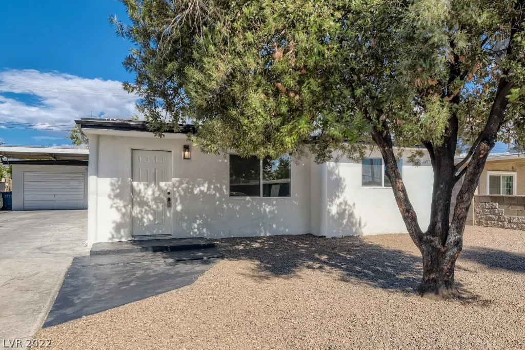 1717 Ardmore, Las Vegas, NV 89104