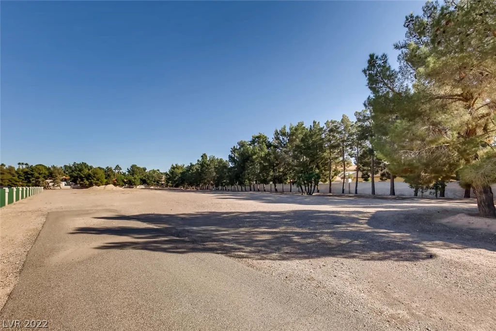 7080 Pecos, Las Vegas, NV 89120