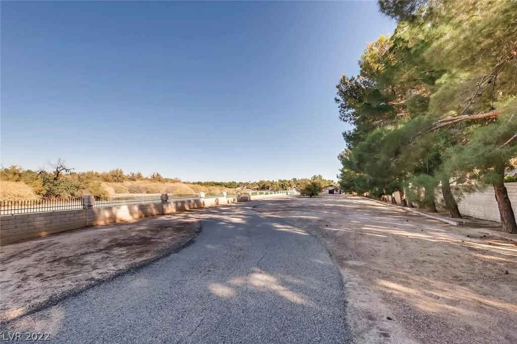 7080 Pecos, Las Vegas, NV 89120