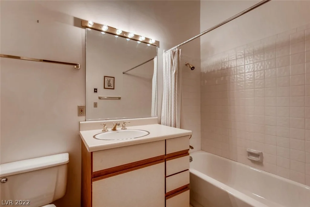 7080 Pecos, Las Vegas, NV 89120