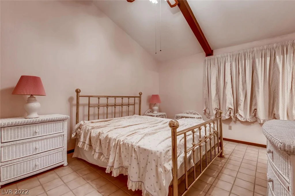 7080 Pecos, Las Vegas, NV 89120
