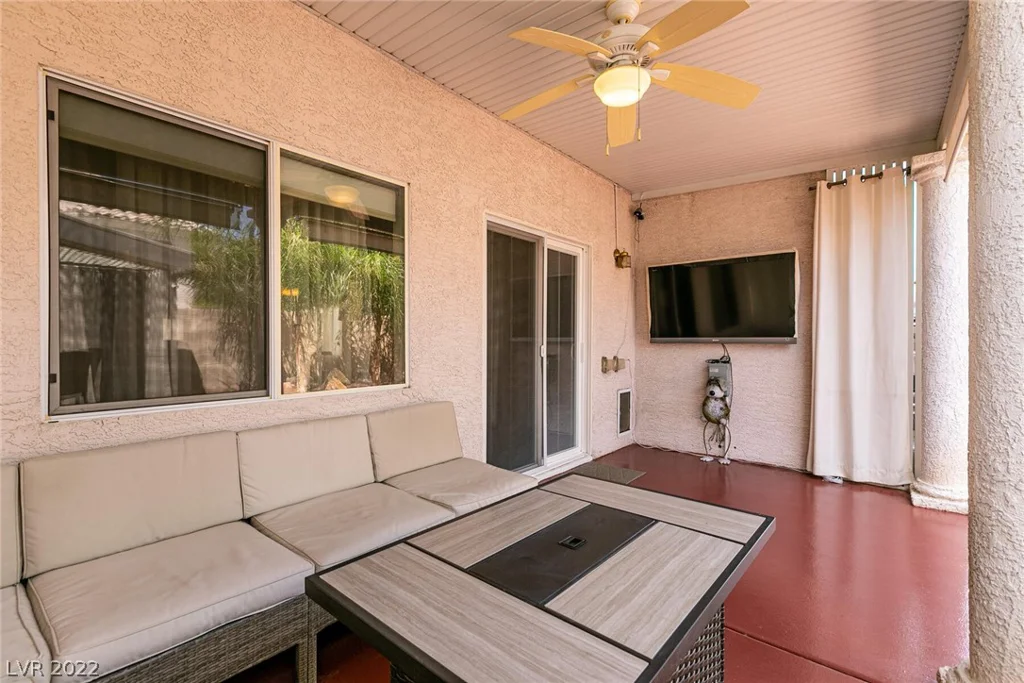 8868 Sparkling Creek, Las Vegas, NV 89143