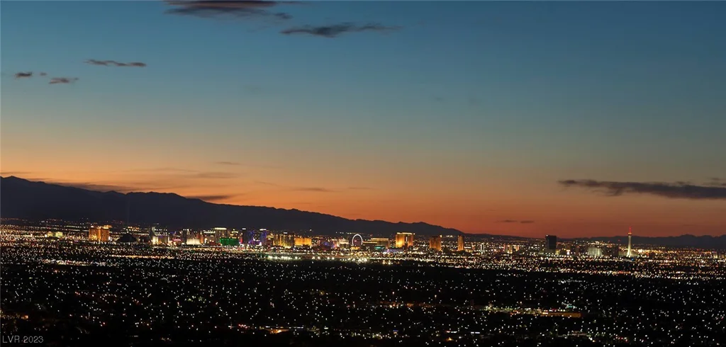 447 Rock Peak, Henderson, NV 89012