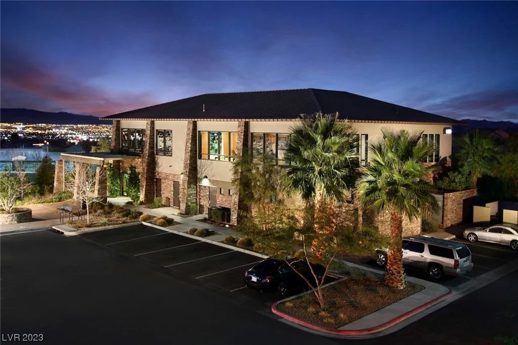 447 Rock Peak, Henderson, NV 89012