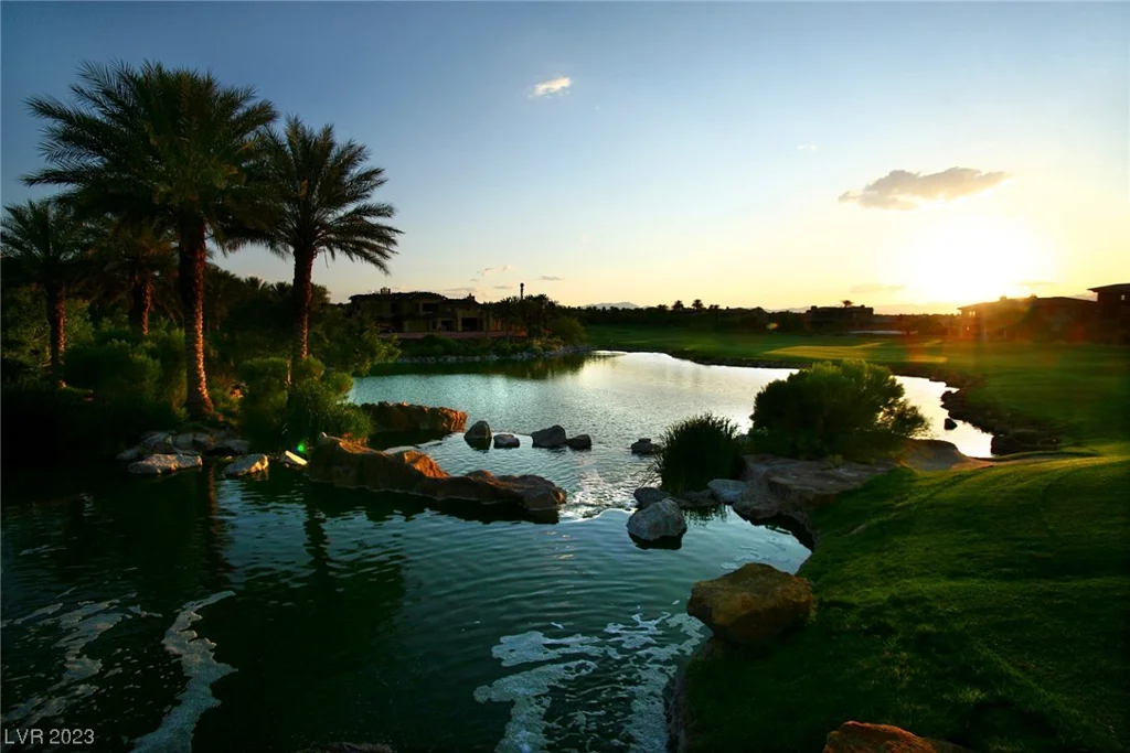511 Rock Peak, Henderson, NV 89012