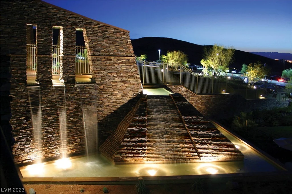 511 Rock Peak, Henderson, NV 89012