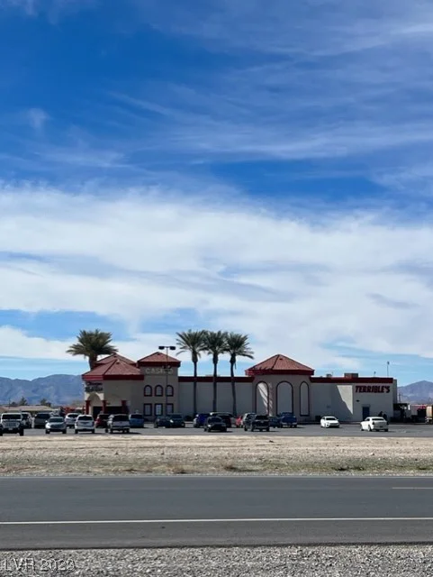 1711 Pahrump Valley, Pahrump, NV 89048