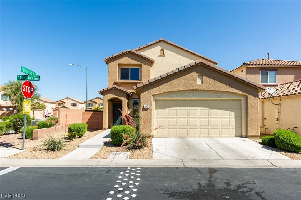 6674 Silent Vista, Las Vegas, NV 89122