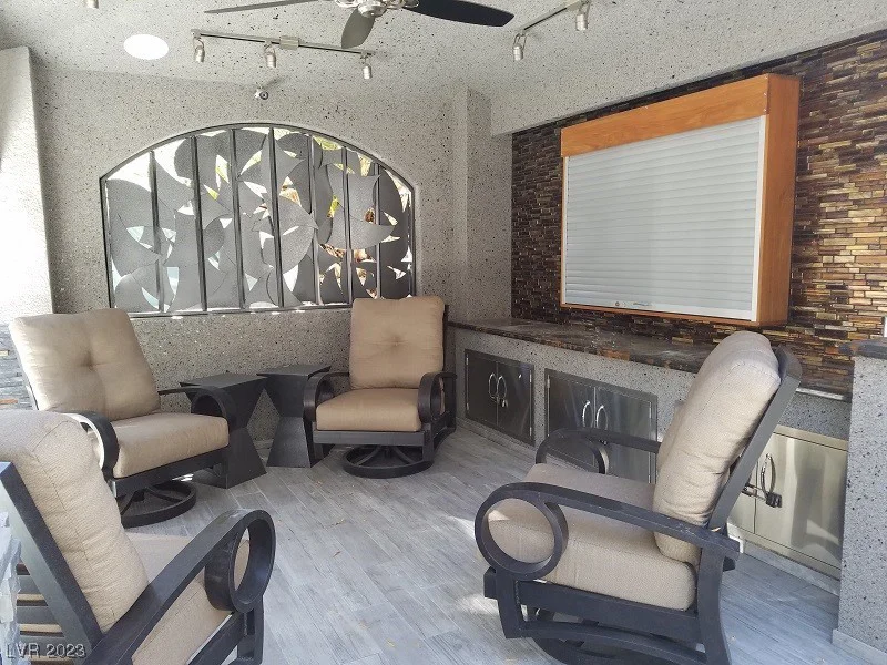 8175 Arville, Las Vegas, NV 89139