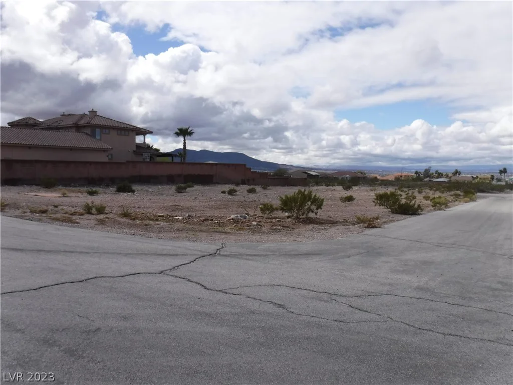 Milan, Henderson, NV 89015