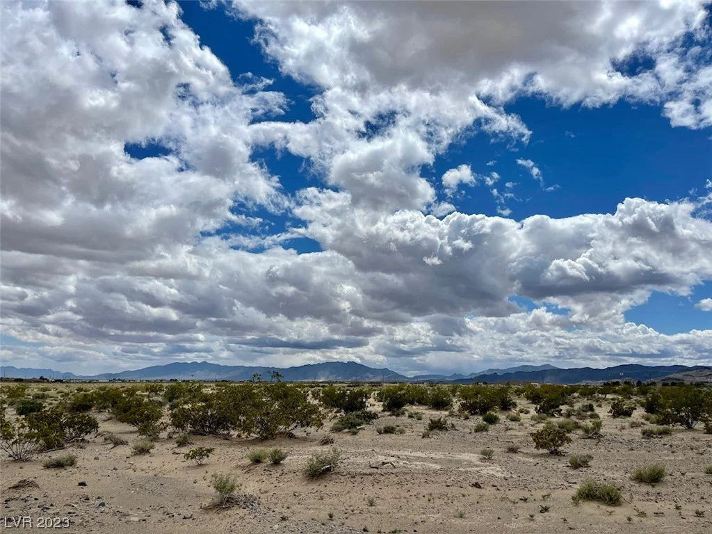6861 Moonhill, Pahrump, NV 89060