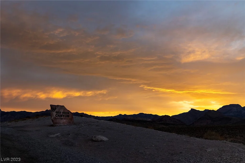 Sandstone, Las Vegas, NV 89161