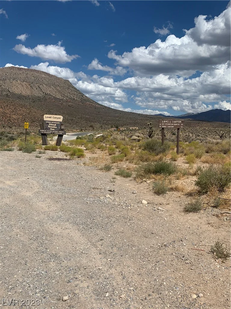 Lovell Summit Rd, Las Vegas, NV 89124
