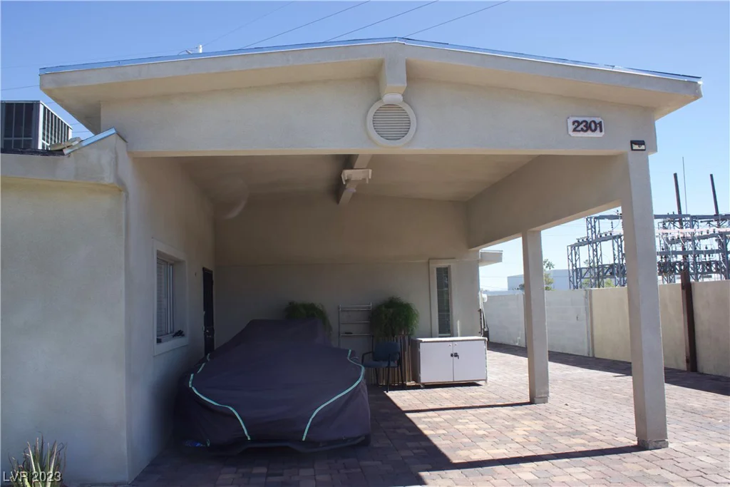 2301 17th, Las Vegas, NV 89104