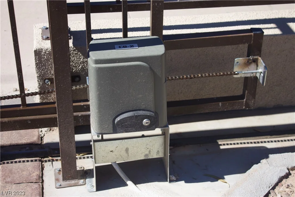 2301 17th, Las Vegas, NV 89104