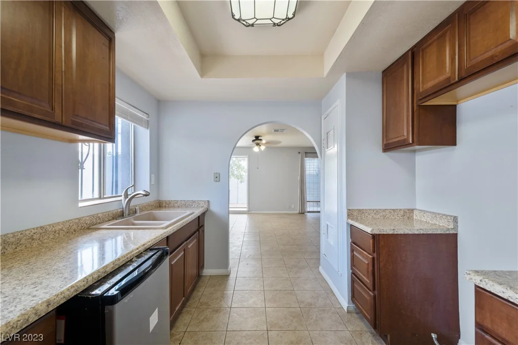 2301 17th, Las Vegas, NV 89104