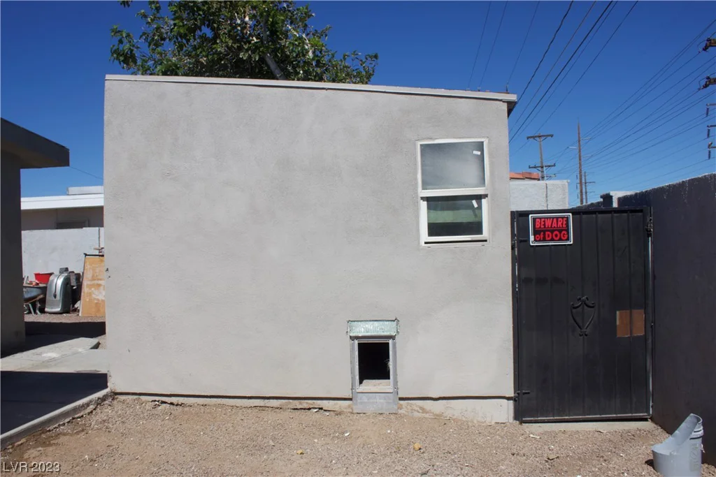 2301 17th, Las Vegas, NV 89104