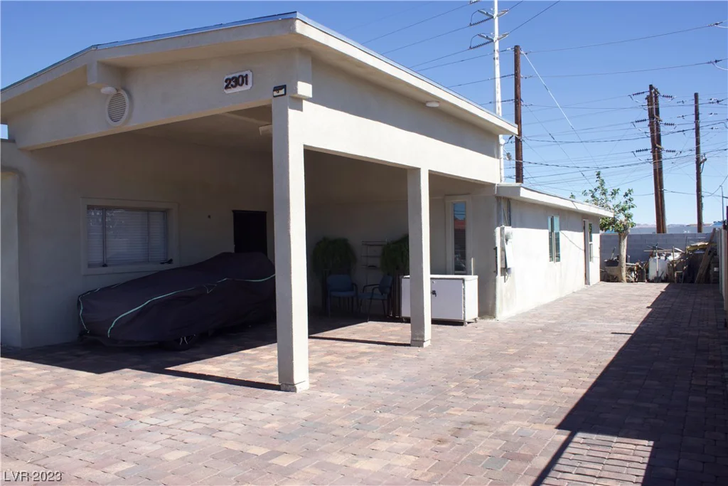 2301 17th, Las Vegas, NV 89104