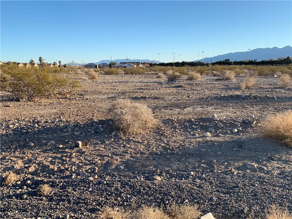 1751 Dakota, Pahrump, NV 89048