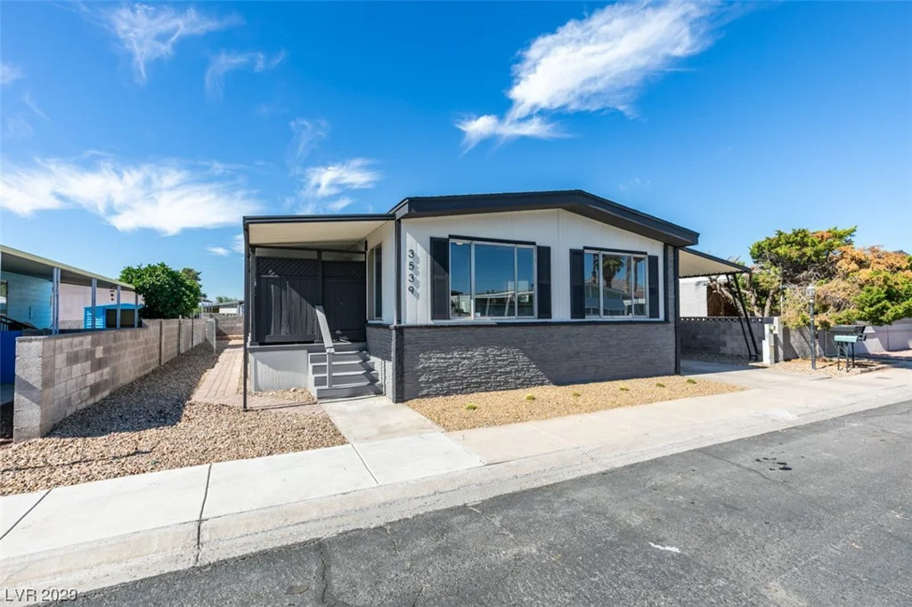 3539 Haleakala, Las Vegas, NV 89122