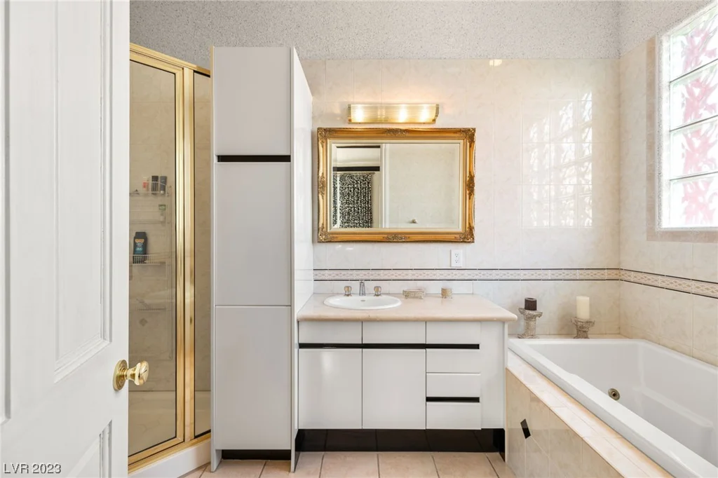 2200 PURPLE MAJESTY, Las Vegas, NV 89117