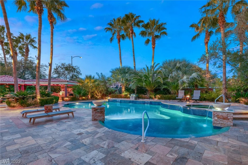 2200 PURPLE MAJESTY, Las Vegas, NV 89117