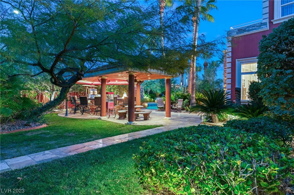 2200 PURPLE MAJESTY, Las Vegas, NV 89117