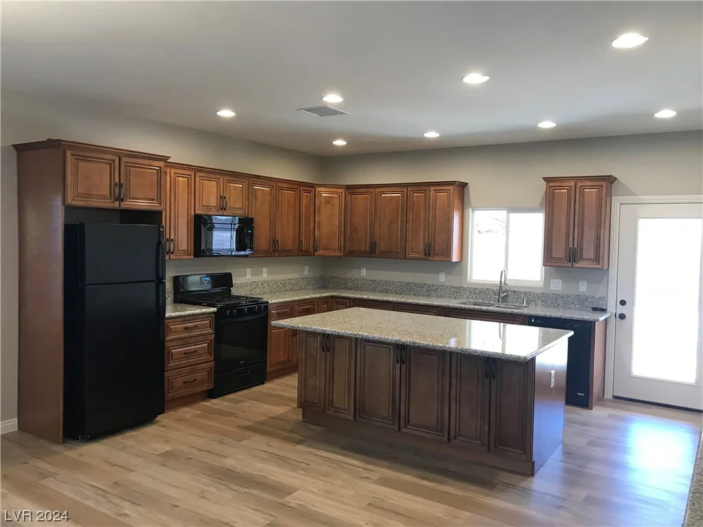 3644 Quail Creek, North Las Vegas, NV 89032
