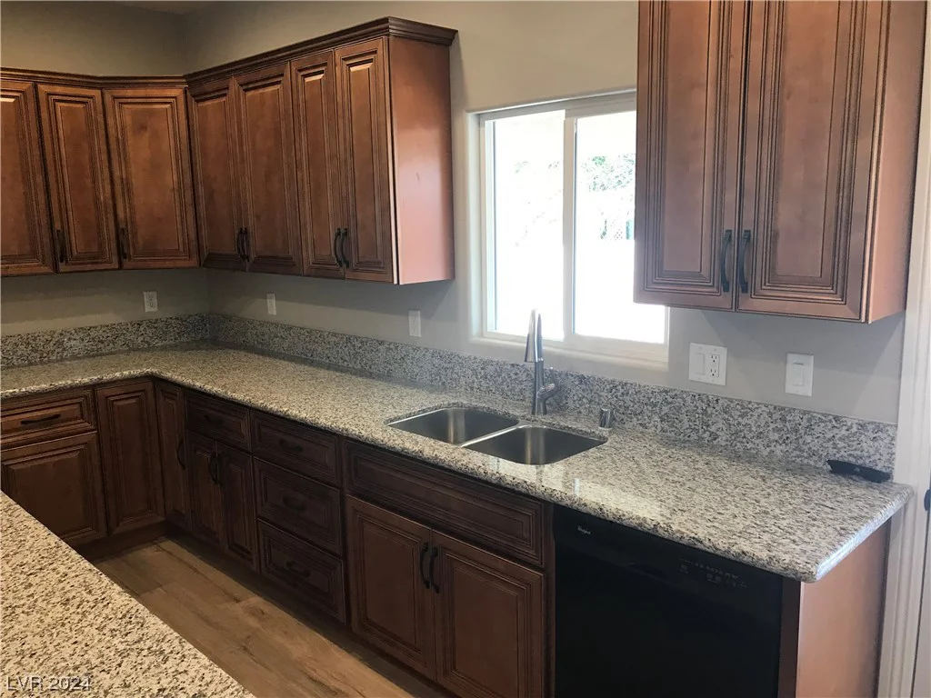 3644 Quail Creek, North Las Vegas, NV 89032