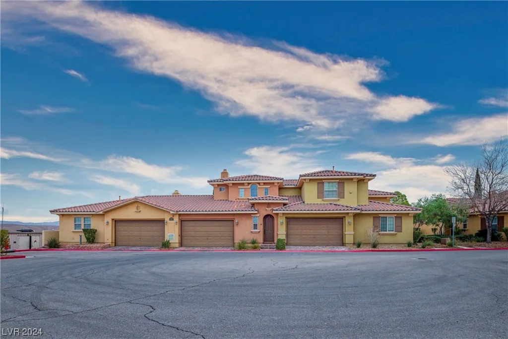 31 Via Mantova, Henderson, NV 89011