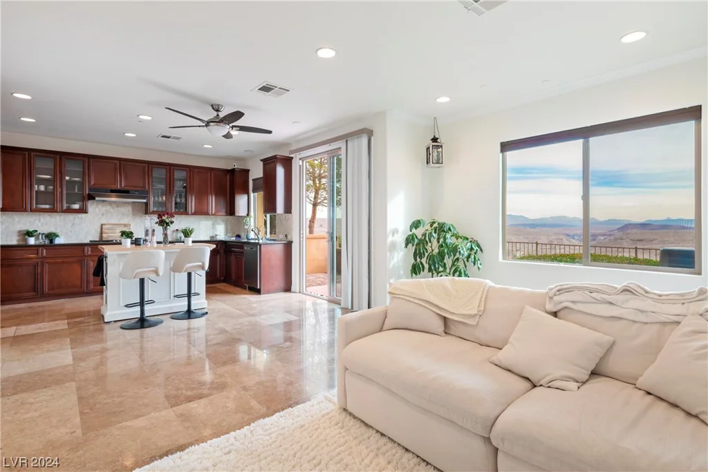 31 Via Mantova, Henderson, NV 89011