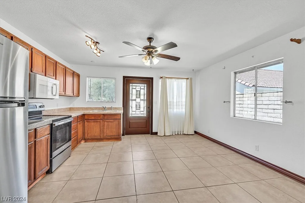 3815 Callahan, Las Vegas, NV 89120