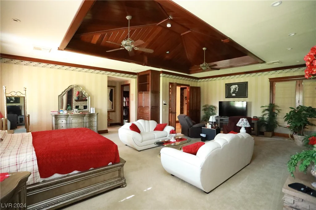 7650 Via Olivero, Las Vegas, NV 89117