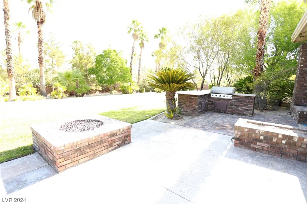 7650 Via Olivero, Las Vegas, NV 89117
