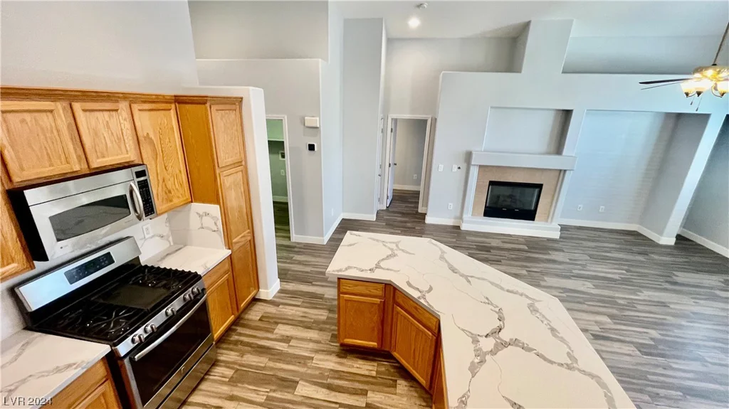 7398 Shelbourne, Las Vegas, NV 89113