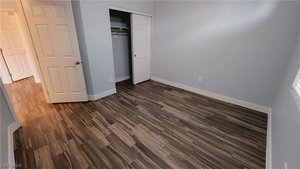 7398 Shelbourne, Las Vegas, NV 89113