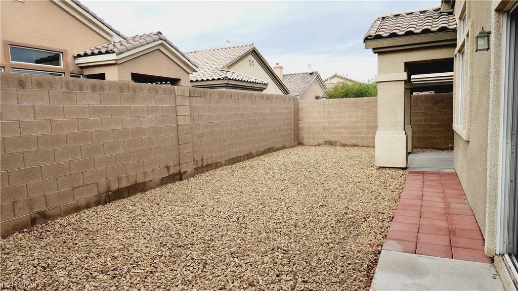 7398 Shelbourne, Las Vegas, NV 89113