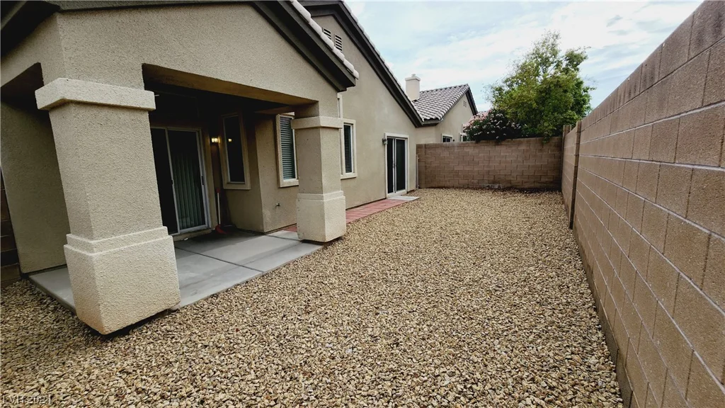 7398 Shelbourne, Las Vegas, NV 89113